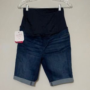 NWT Isabel Maternity by Ingrid and Isabel- Size 4 Bermuda Jean shorts